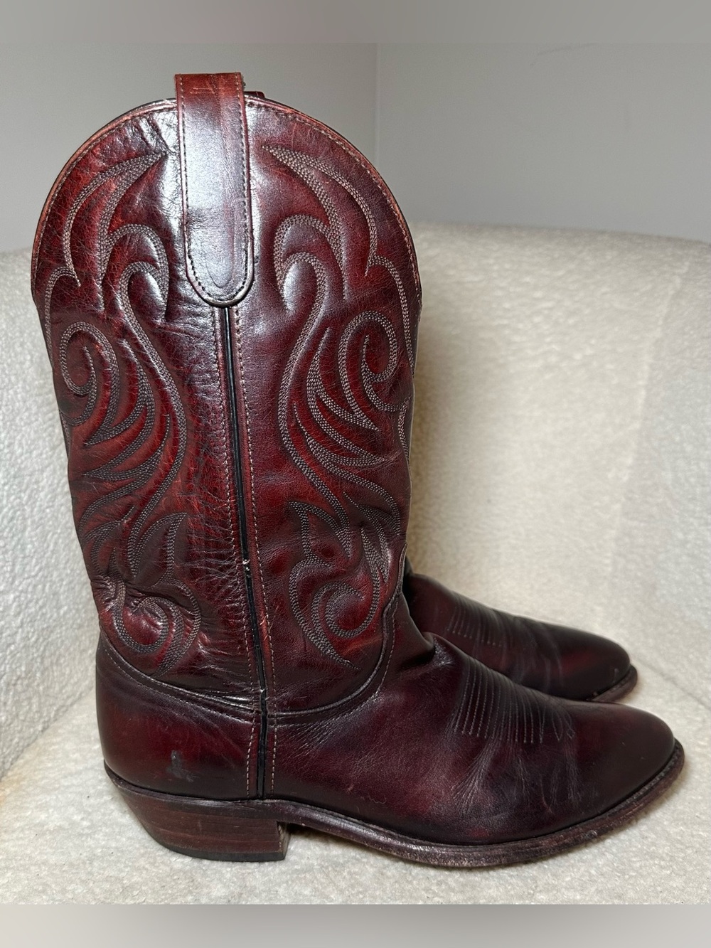 Laredo Vintage Oxblood Leather Cowboy Western Boots Festival Style Bohemian 9